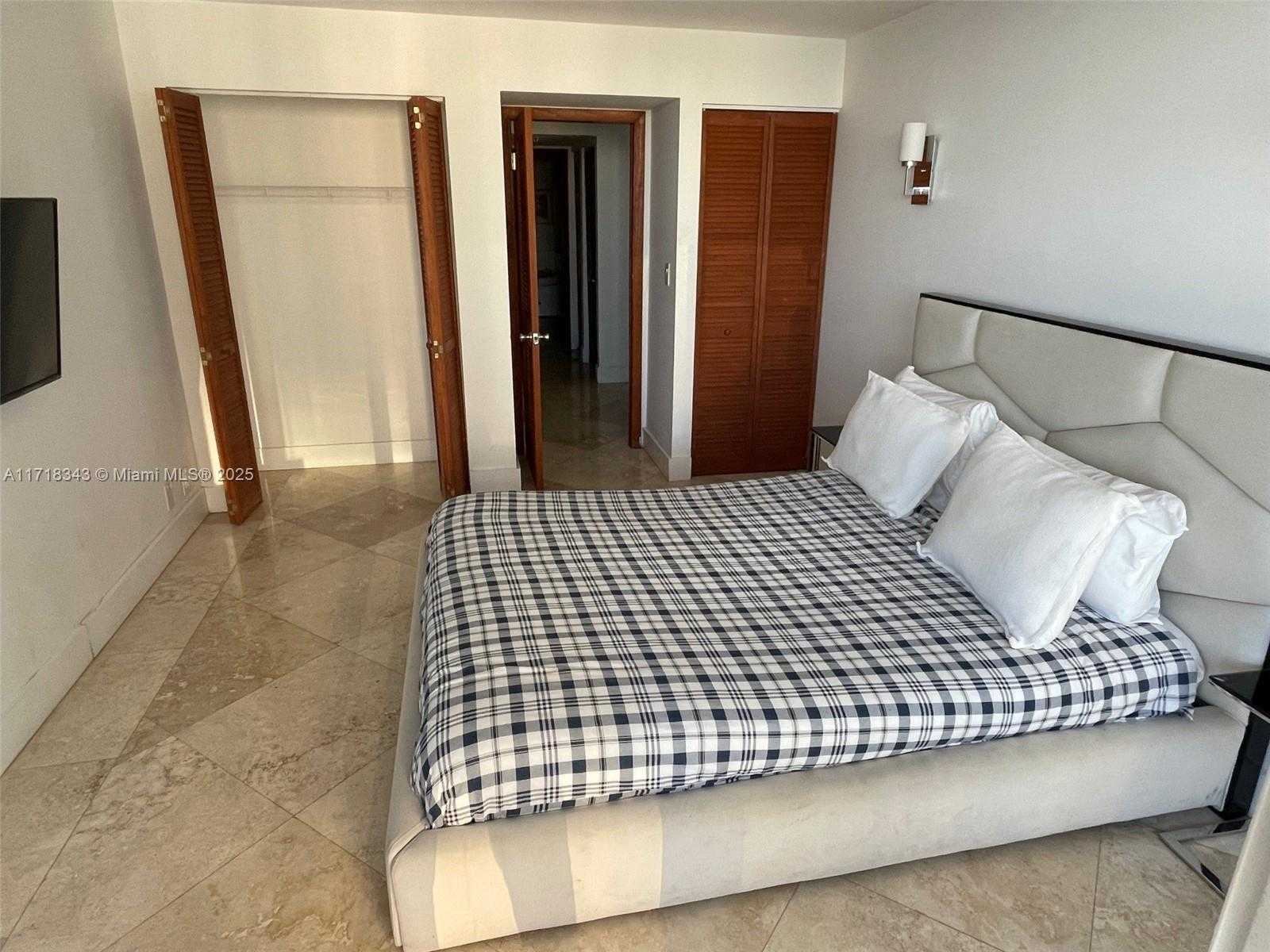 Small Image of 1717 NORTH BAYSHORE DR #A-2548, Miami Number 20