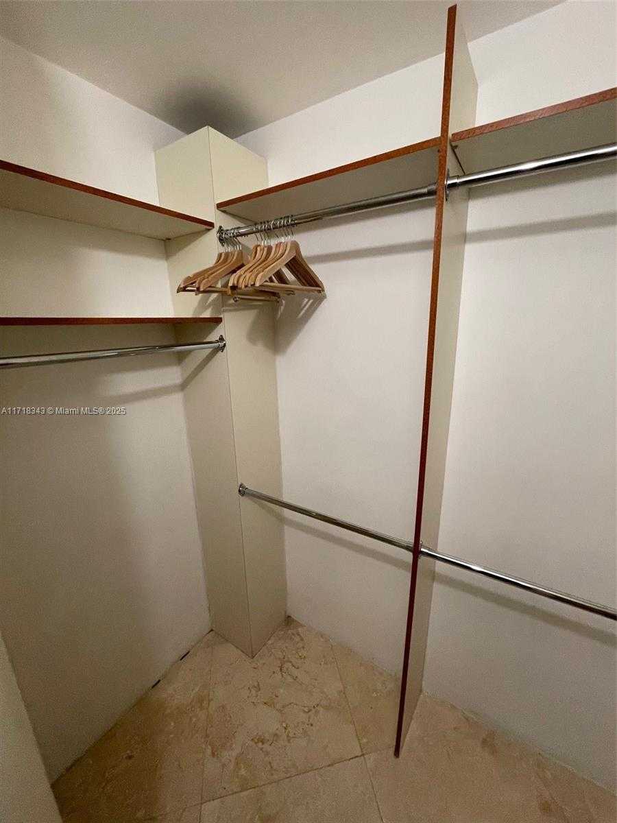 Small Image of 1717 NORTH BAYSHORE DR #A-2548, Miami Number 26