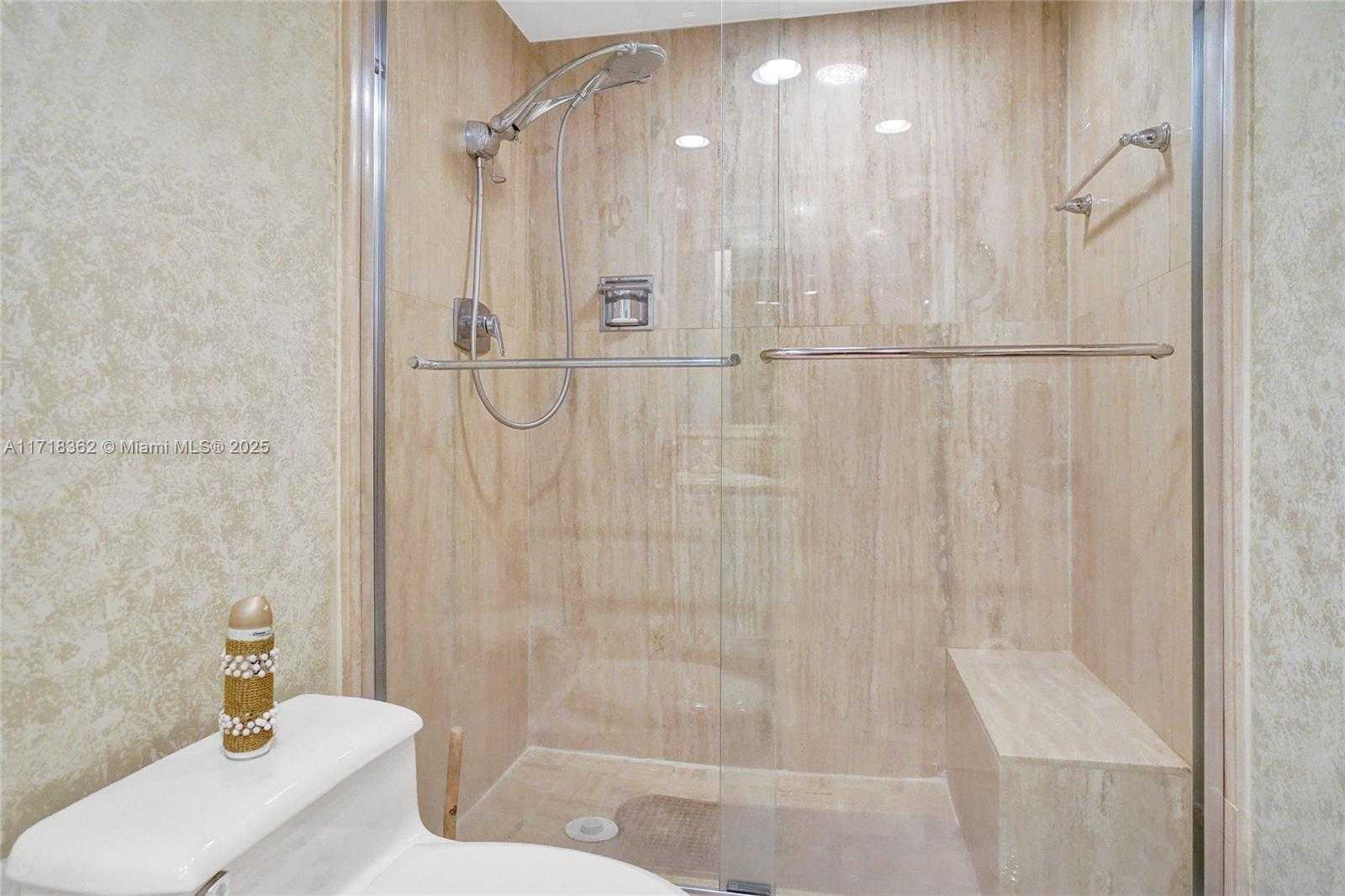 Small Image of 1201 SOUTH OCEAN DR #2106N, Hollywood Number 30