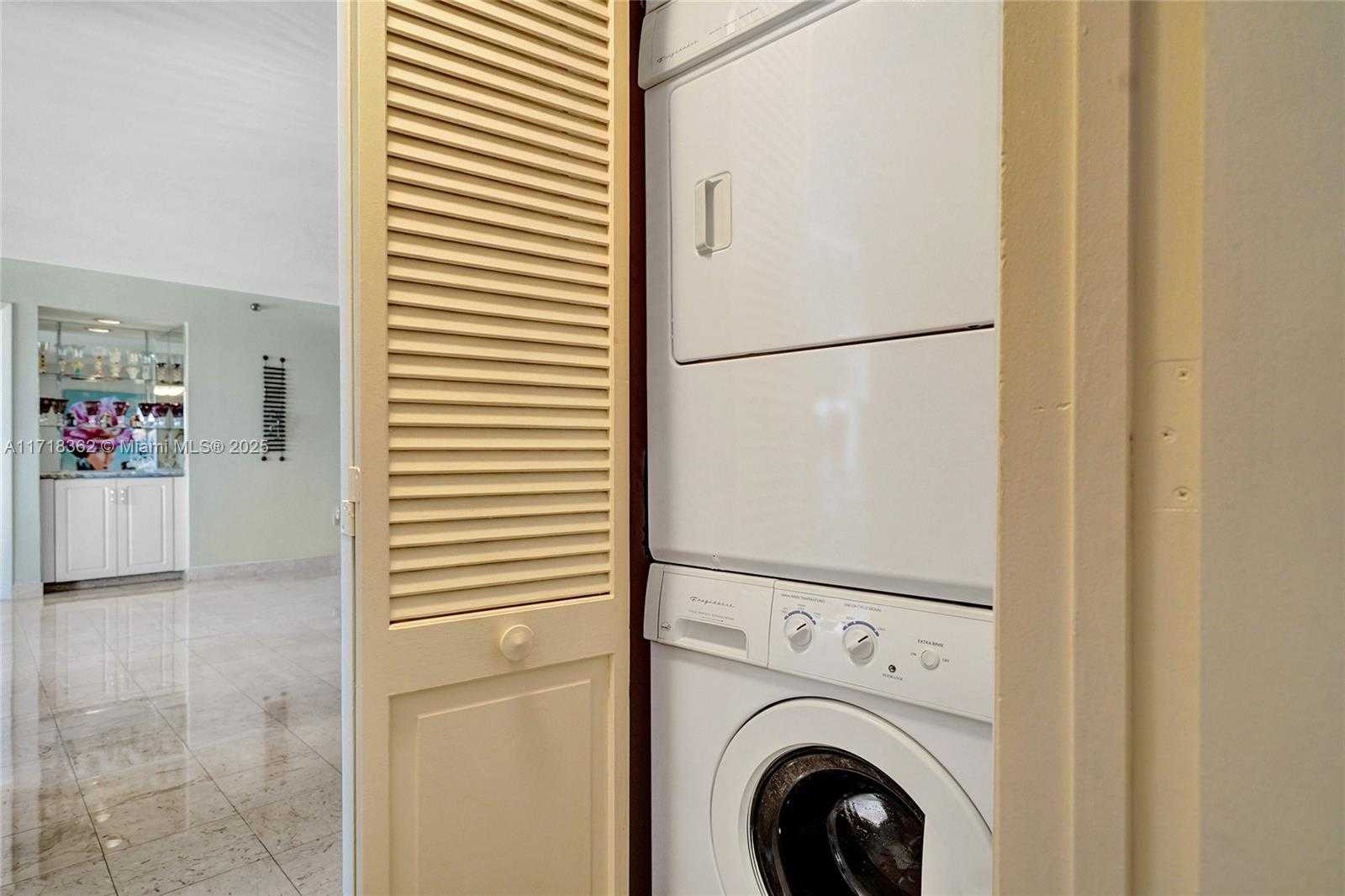 Small Image of 1201 SOUTH OCEAN DR #2106N, Hollywood Number 39