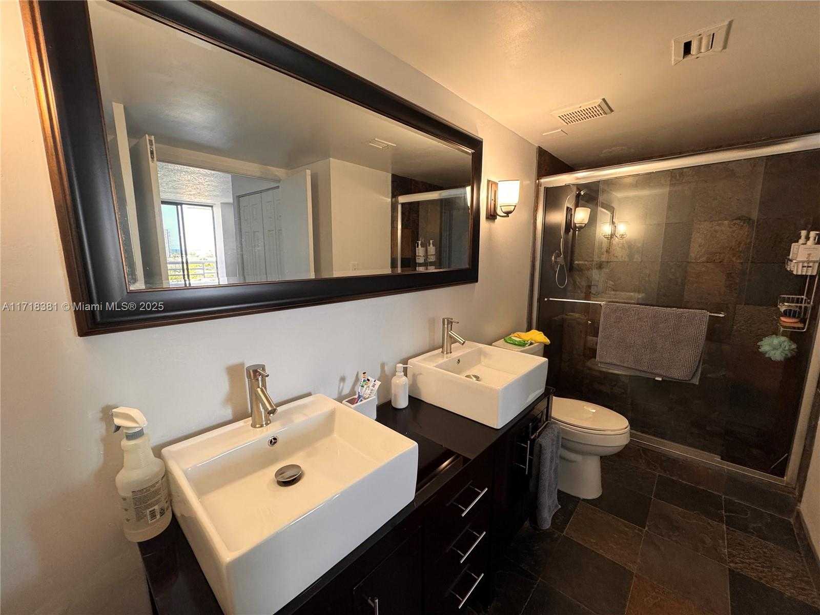 Small Image of 3300 NORTH EAST 192ND ST #1408, Aventura Number 5