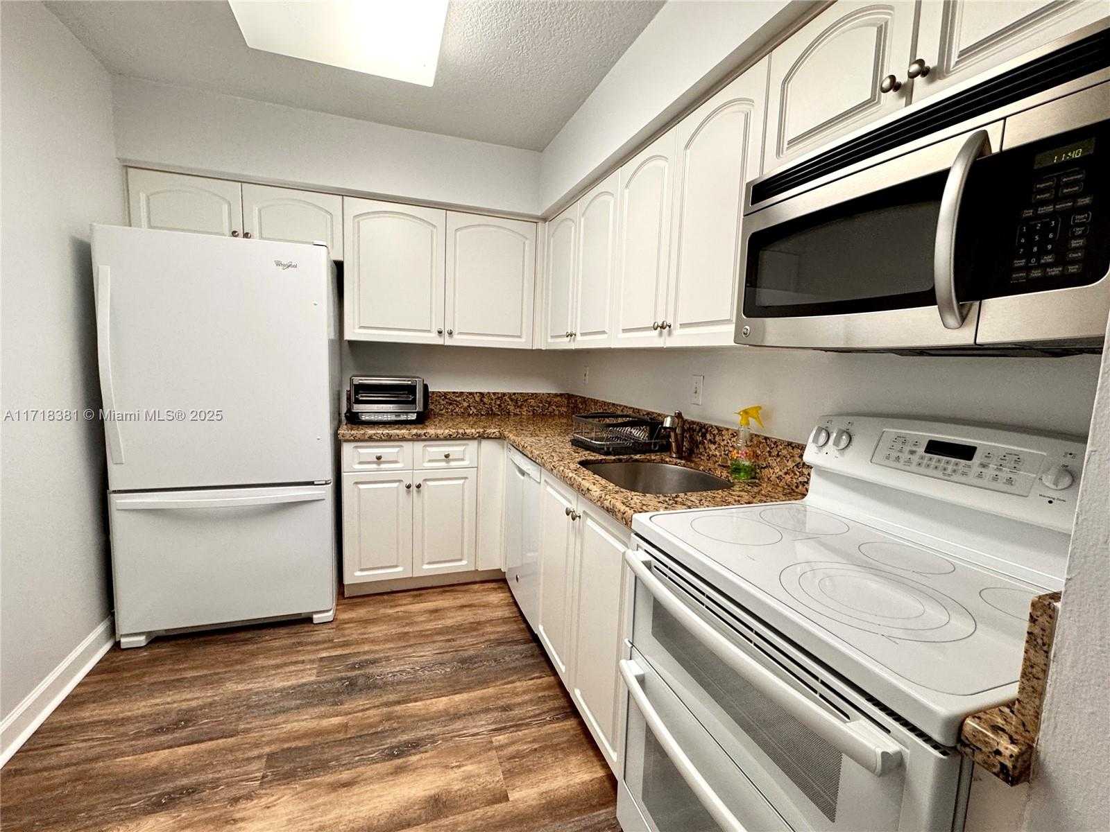 Small Image of 3300 NORTH EAST 192ND ST #1408, Aventura Number 7