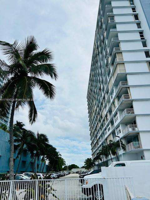 Small Image of 1865 79TH ST CSWY #5O, North Bay Village Number 5