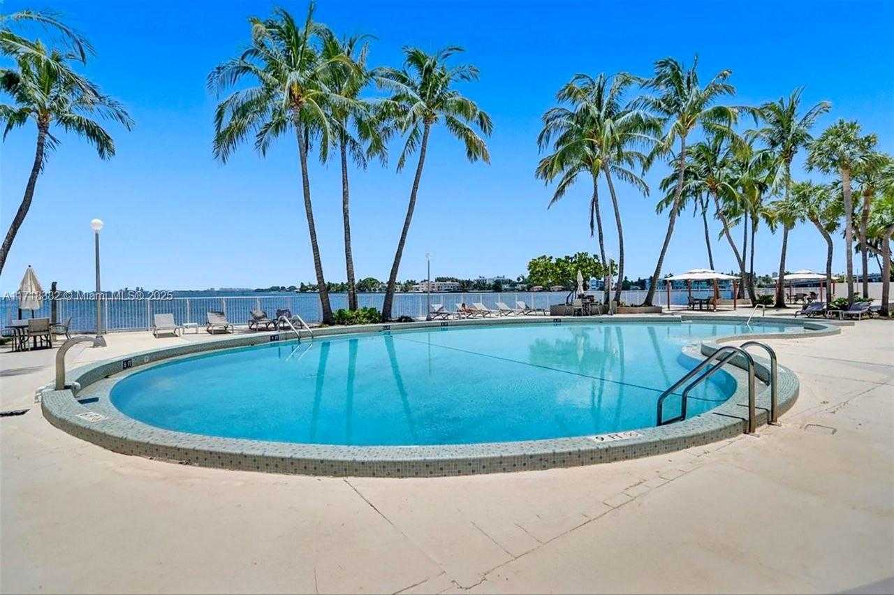 Small Image of 1865 79TH ST CSWY #5O, North Bay Village Number 6