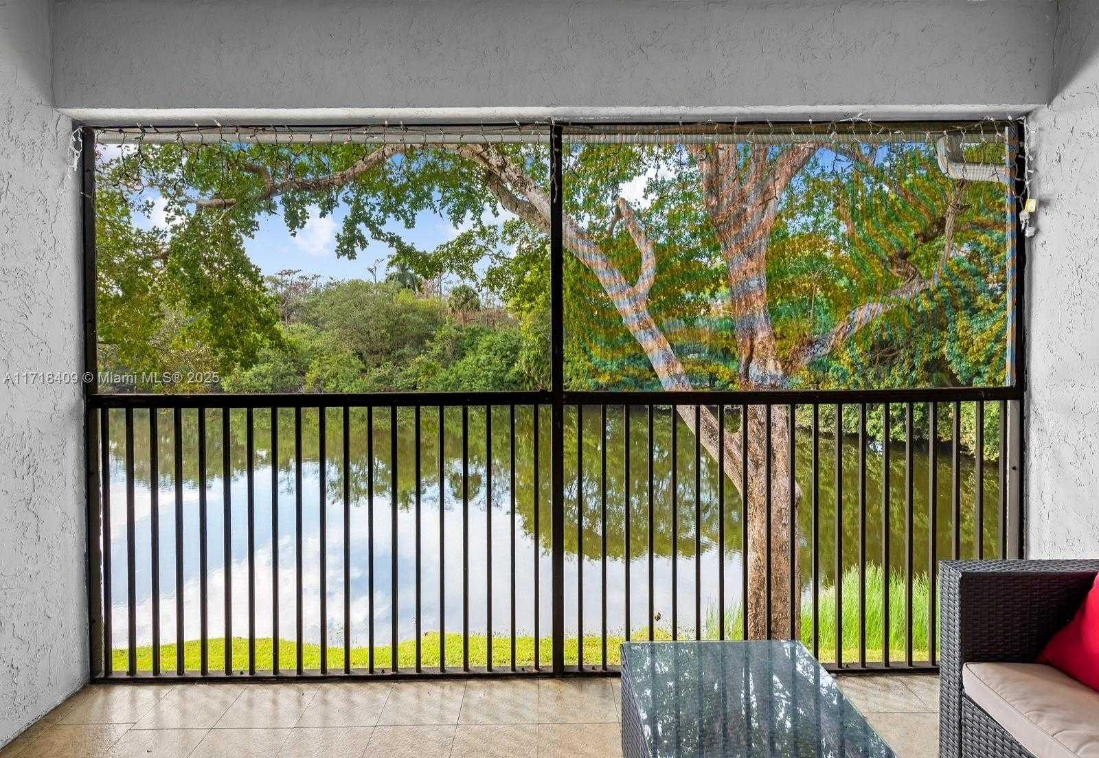 Small Image of 3868 NORTH CARAMBOLA CIR N #2961, Coconut Creek Number 3