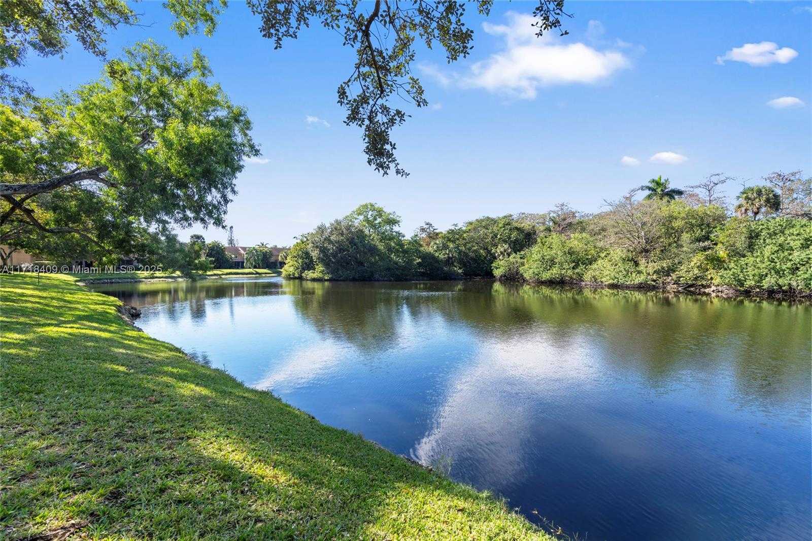 Small Image of 3868 NORTH CARAMBOLA CIR N #2961, Coconut Creek Number 32