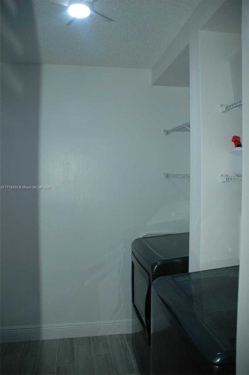 Small Image of 3571 INVERRARY DR #201, Lauderhill Number 24