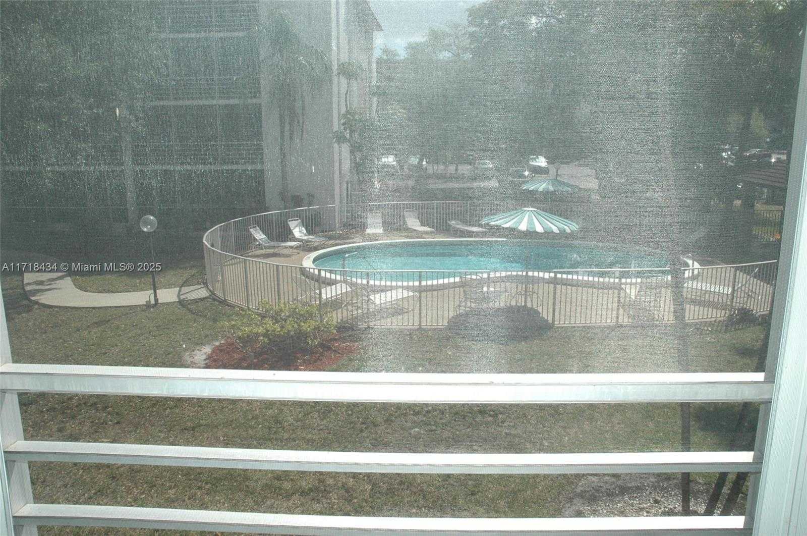 Small Image of 3571 INVERRARY DR #201, Lauderhill Number 29