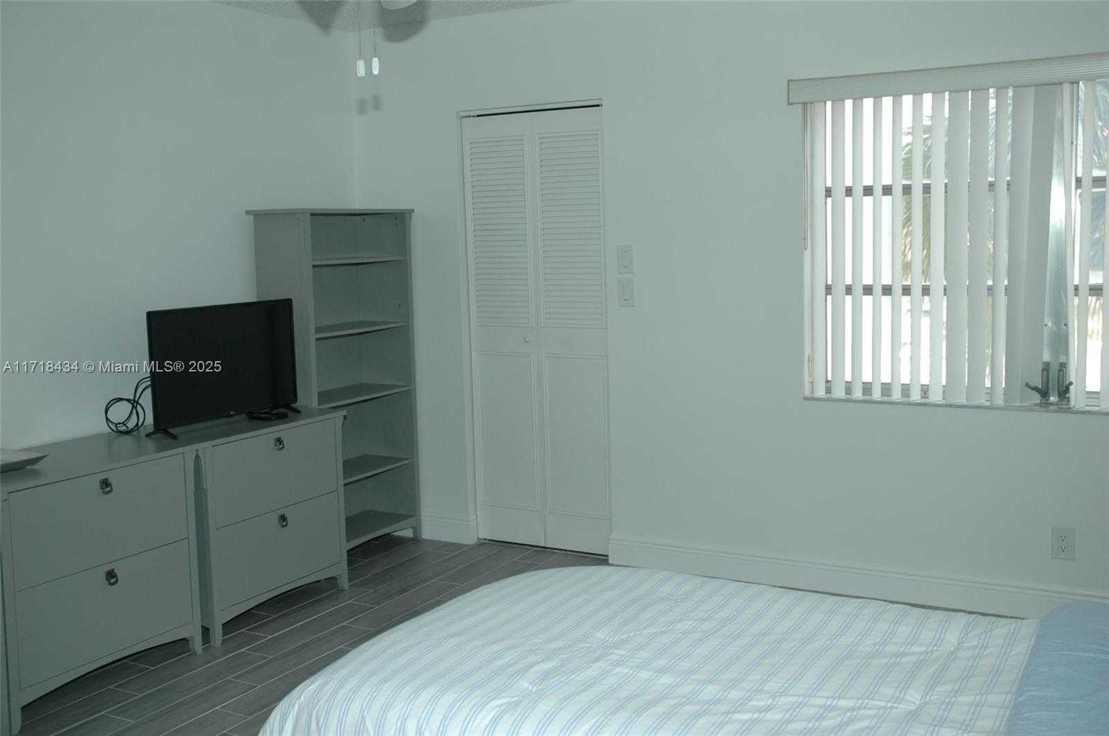 Small Image of 3571 INVERRARY DR #201, Lauderhill Number 46
