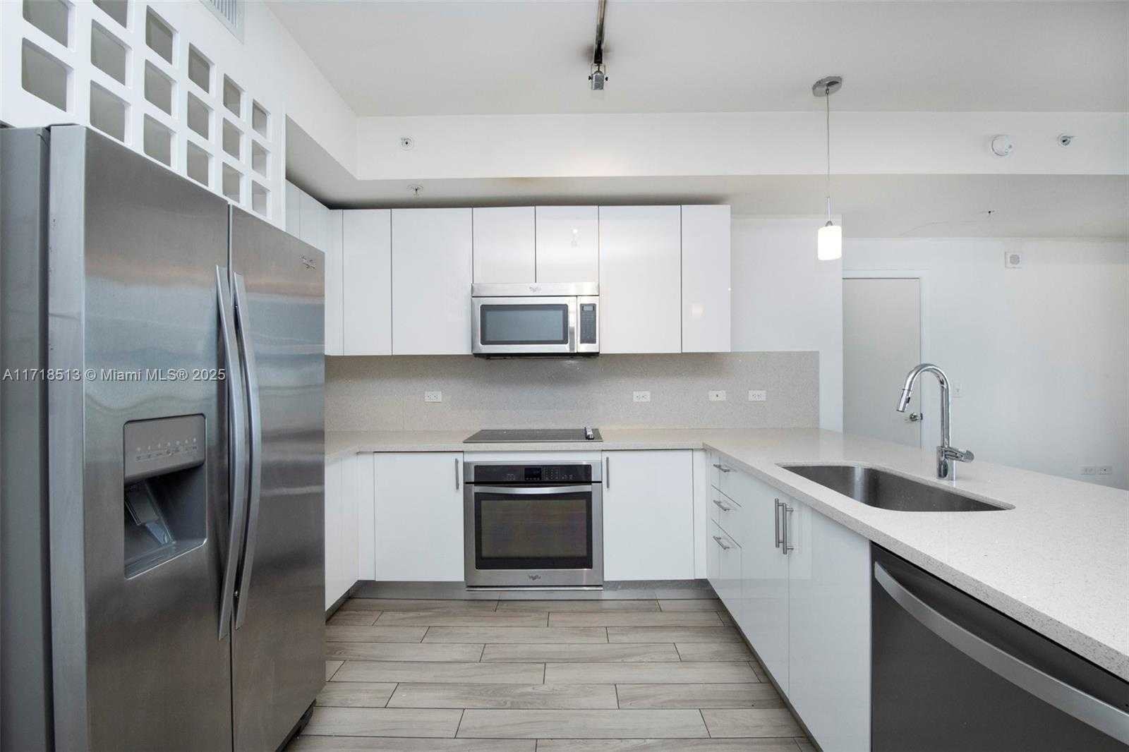 Small Image of 999 SOUTH WEST 1ST AVE #2402, Miami Number 10