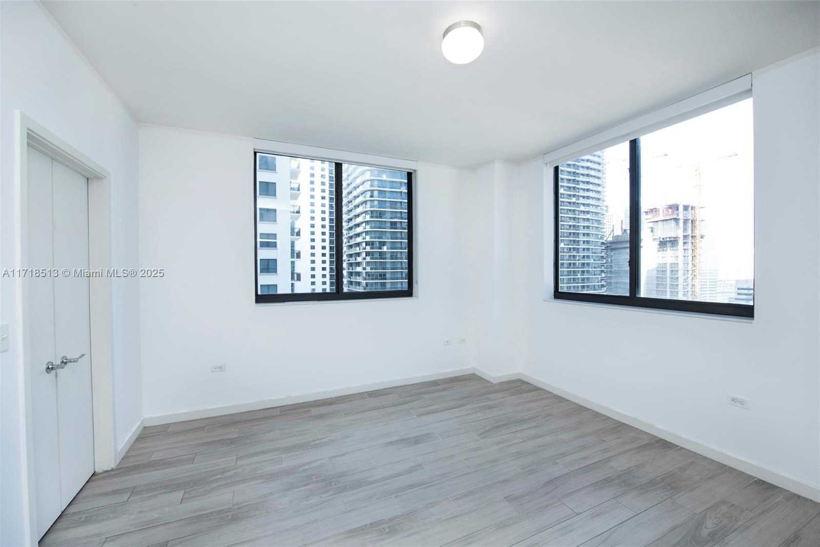 Small Image of 999 SOUTH WEST 1ST AVE #2402, Miami Number 11