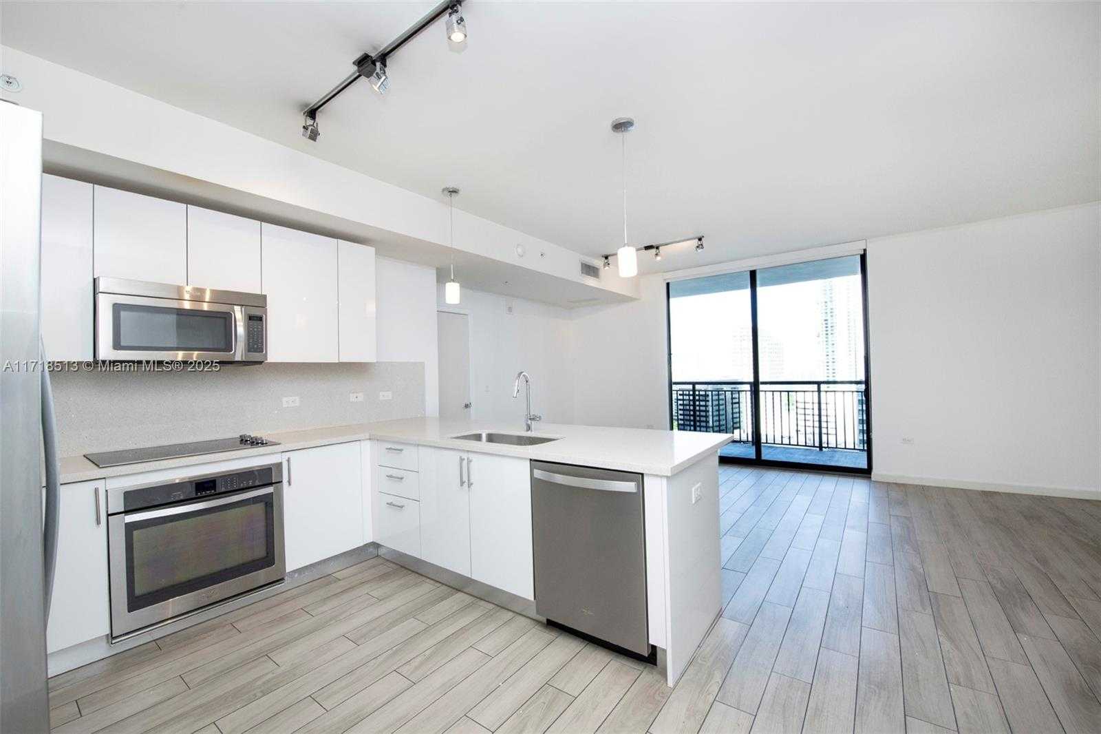 Small Image of 999 SOUTH WEST 1ST AVE #2402, Miami Number 3