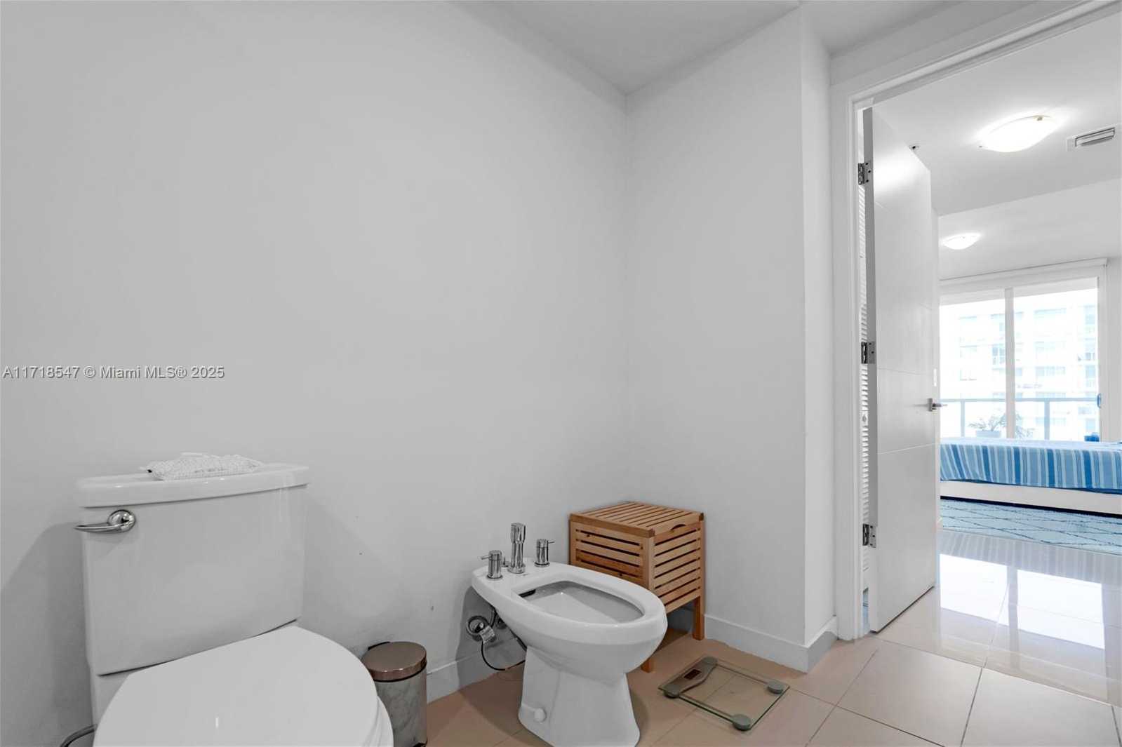 Small Image of 7751 NORTH WEST 107TH AVE #509, Doral Number 21