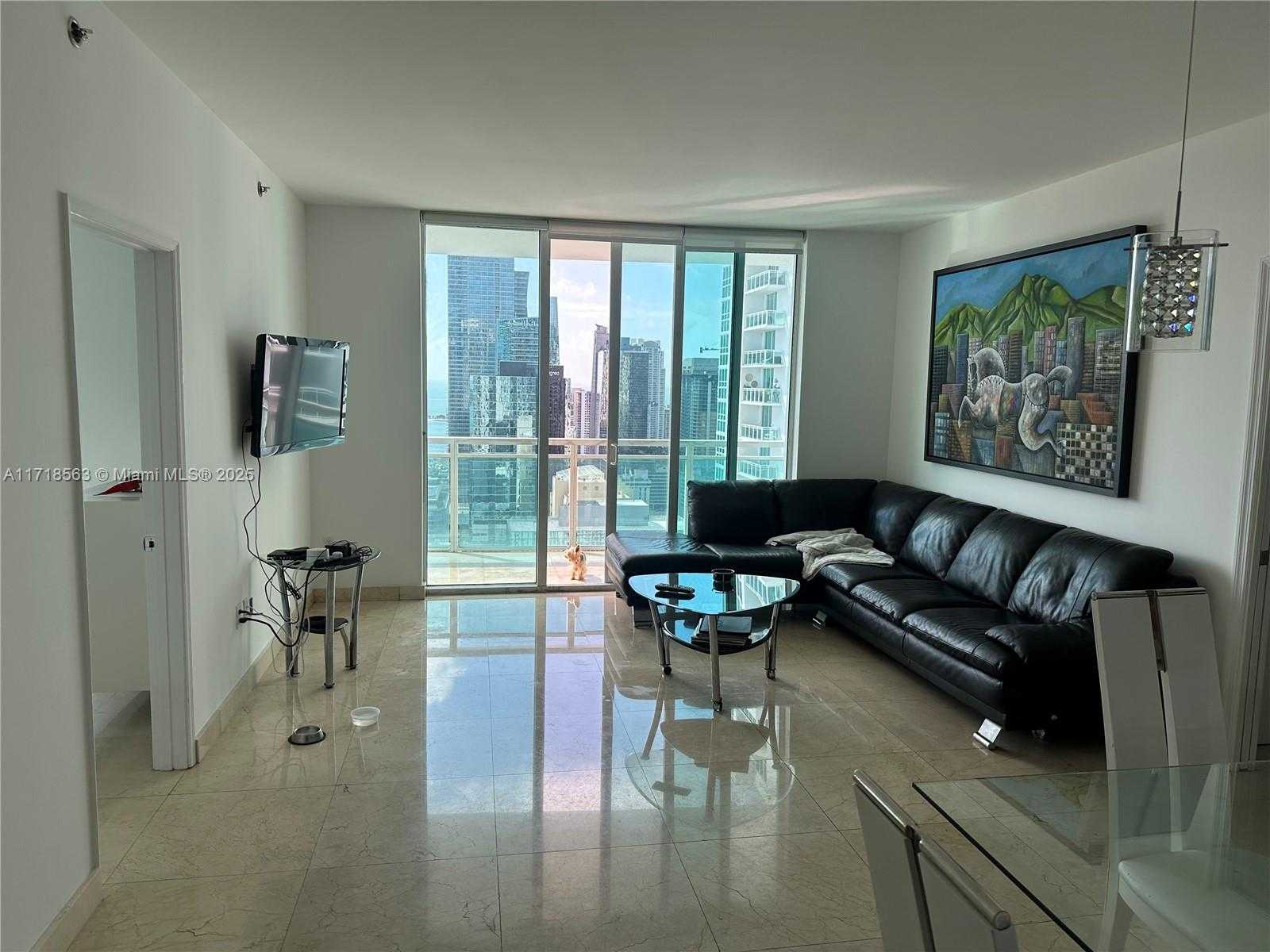 Small Image of 950 BRICKELL BAY DR #3505, Miami Number 2