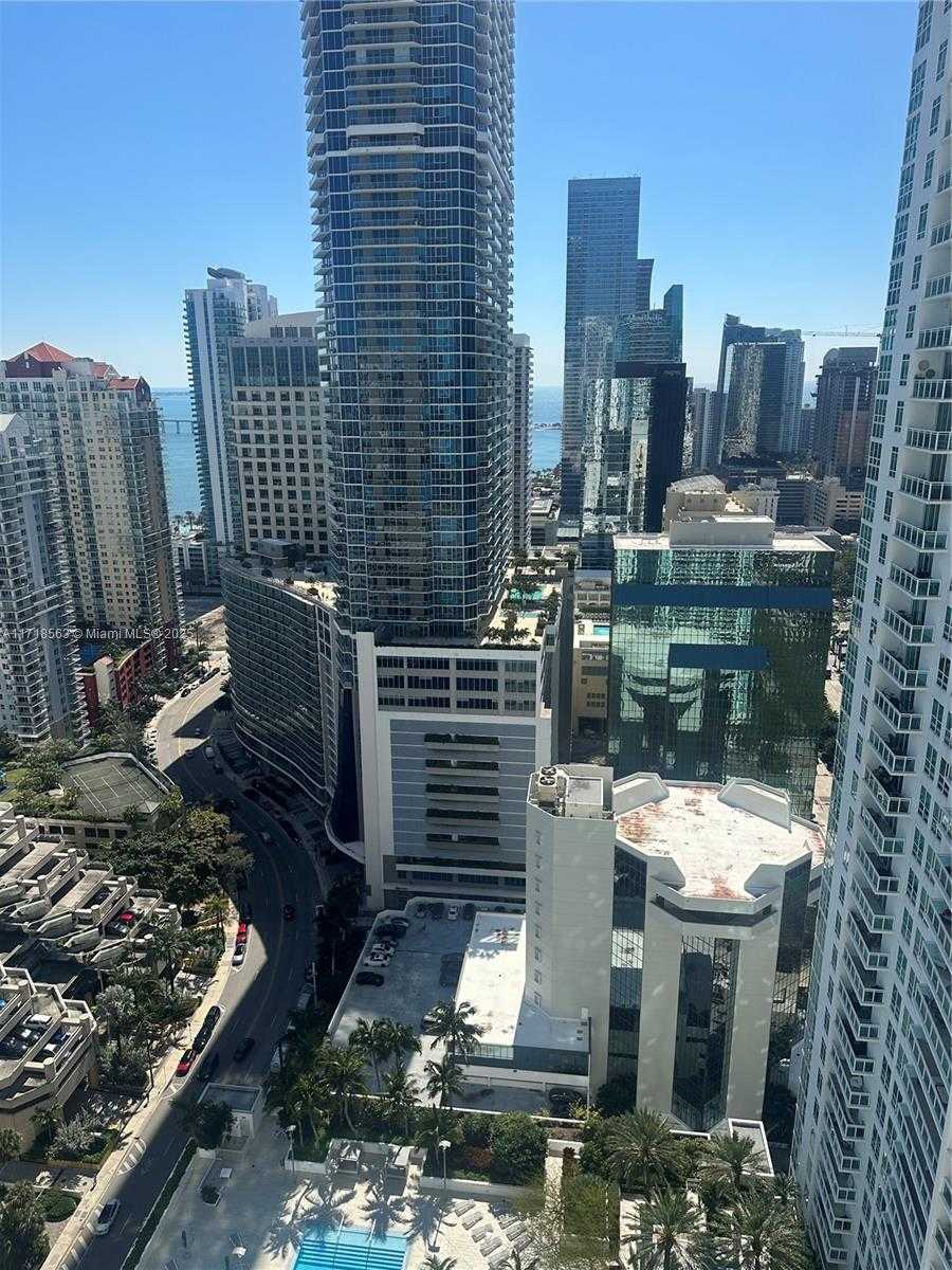 Small Image of 950 BRICKELL BAY DR #3505, Miami Number 3
