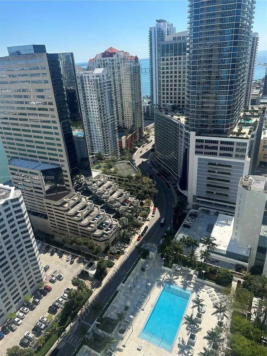 Small Image of 950 BRICKELL BAY DR #3505, Miami Number 5