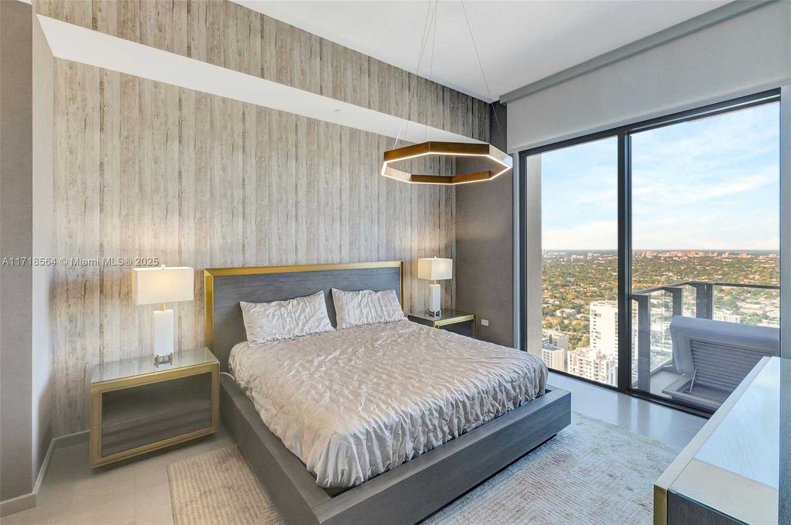 Small Image of 88 SOUTH WEST 7TH ST #4006, Miami Number 10