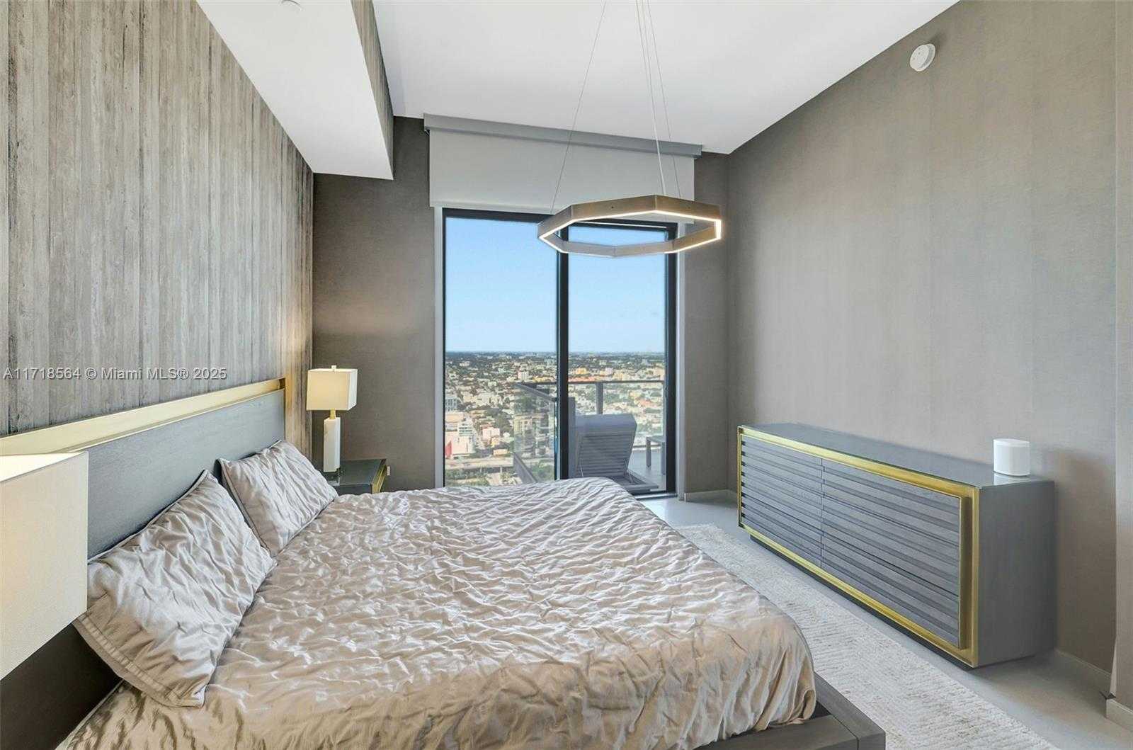Small Image of 88 SOUTH WEST 7TH ST #4006, Miami Number 11