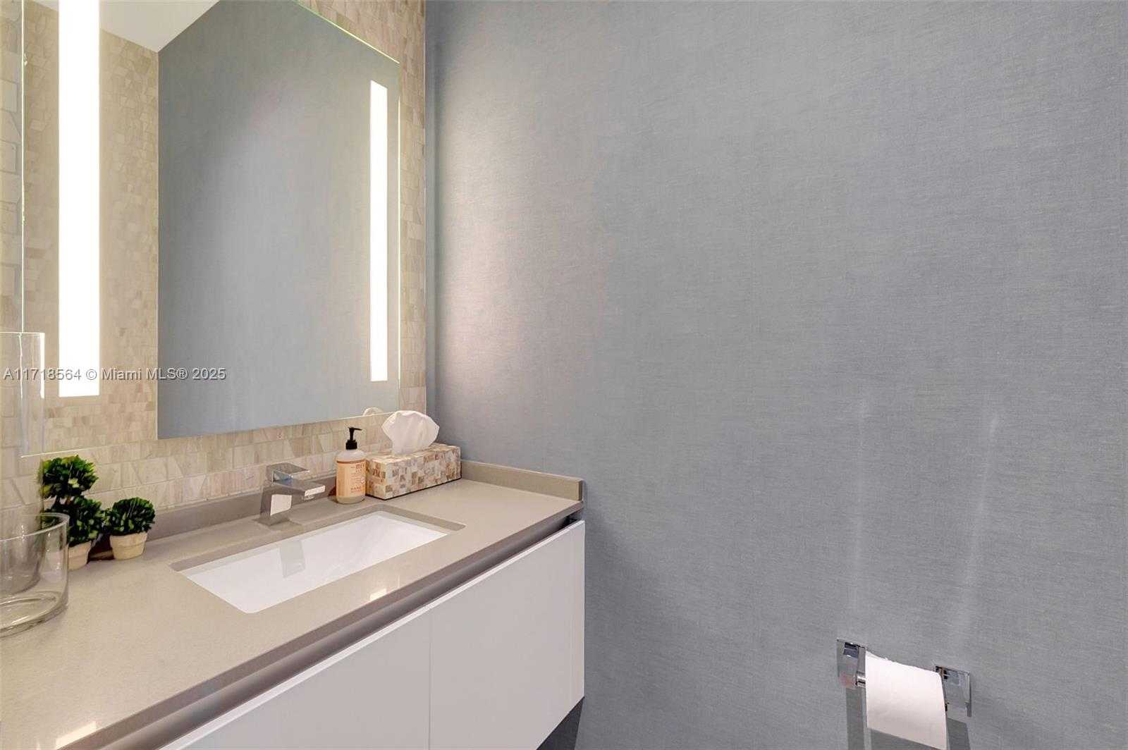Small Image of 88 SOUTH WEST 7TH ST #4006, Miami Number 17