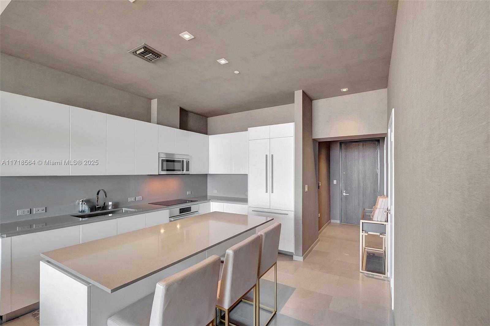 Small Image of 88 SOUTH WEST 7TH ST #4006, Miami Number 3