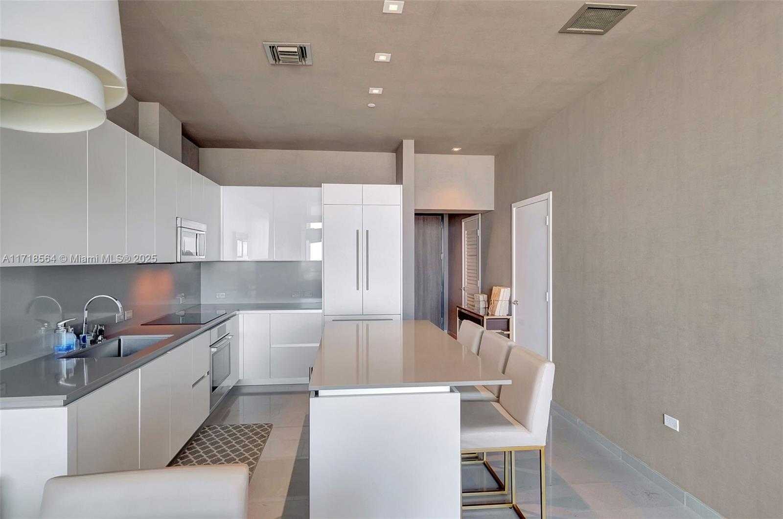 Small Image of 88 SOUTH WEST 7TH ST #4006, Miami Number 4