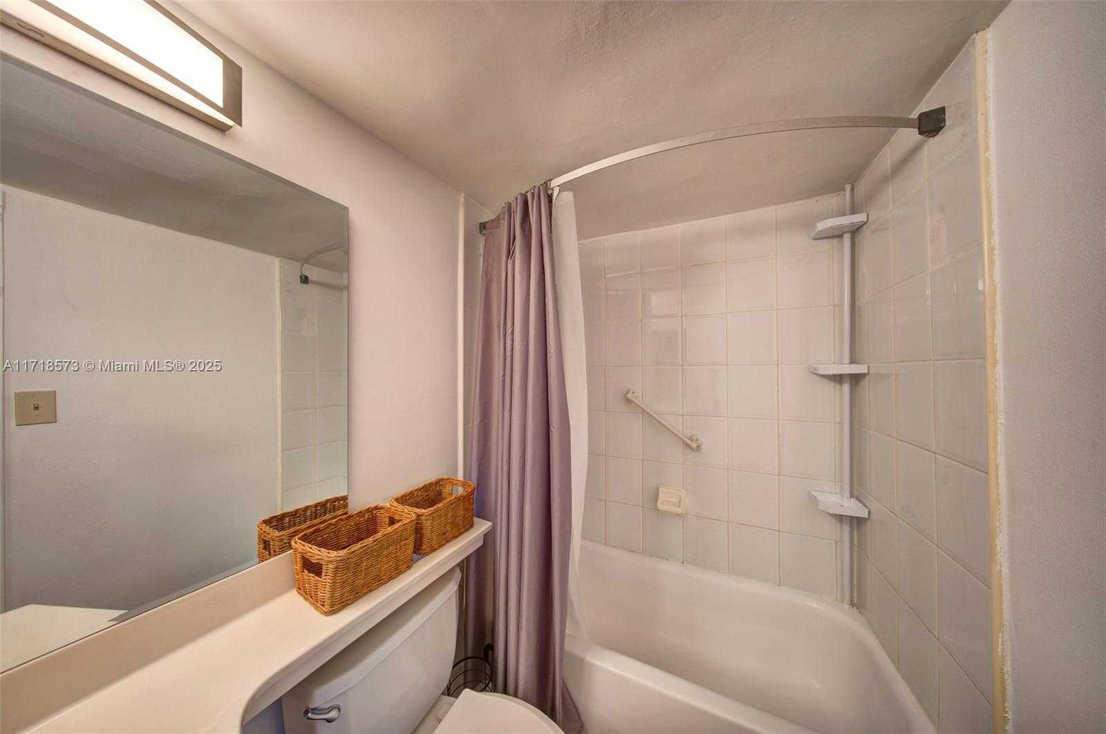 Small Image of 19201 COLLINS AVE #746, Sunny Isles Beach Number 18