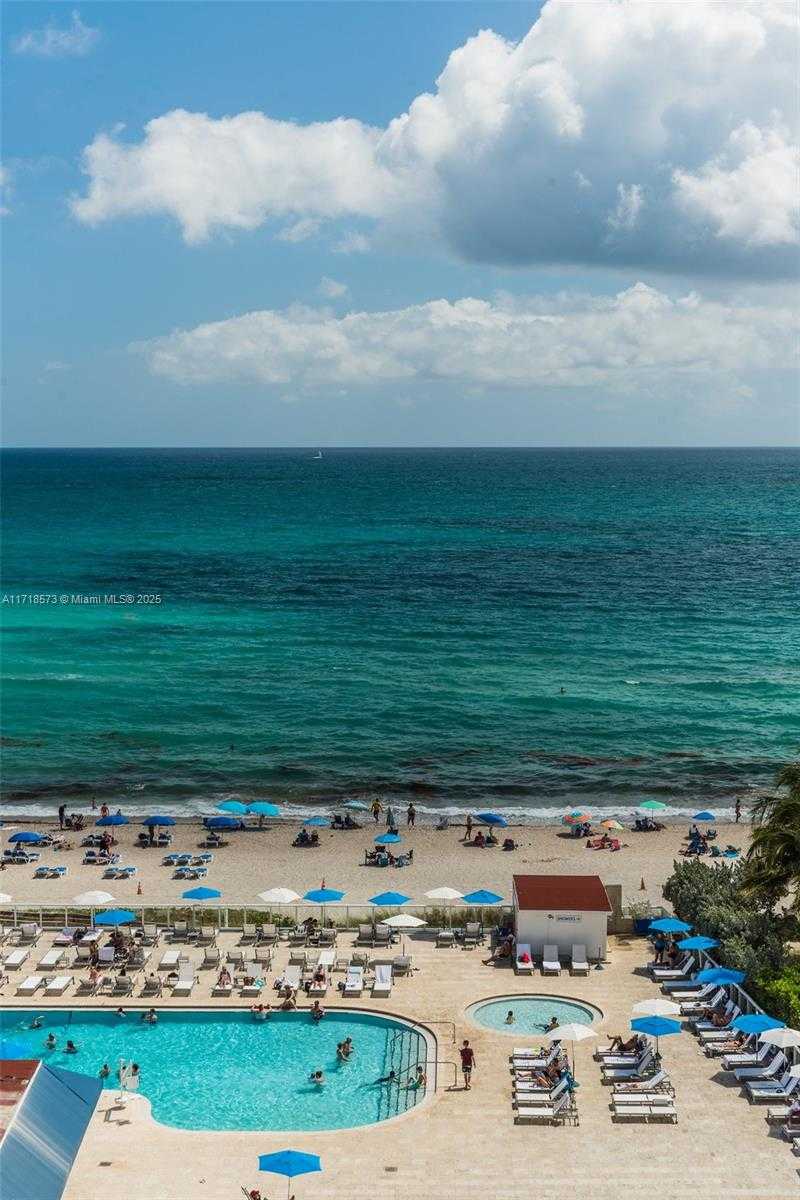 Small Image of 19201 COLLINS AVE #746, Sunny Isles Beach Number 3