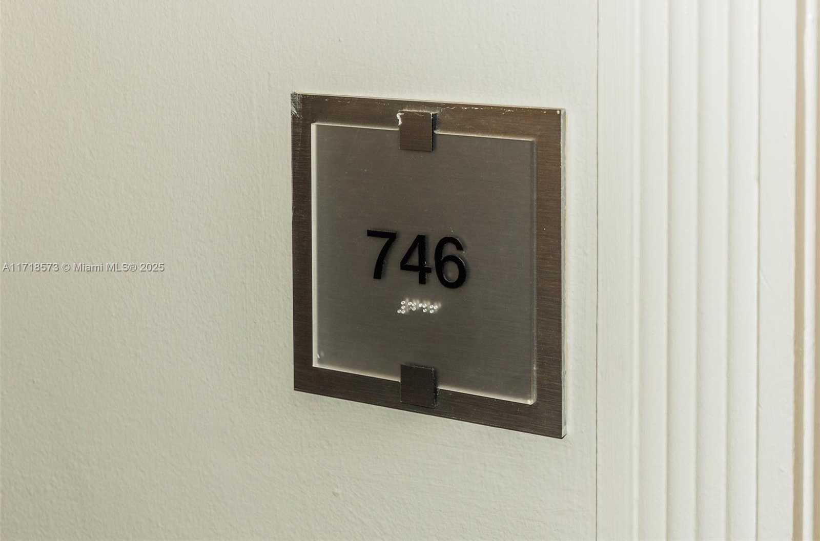 Small Image of 19201 COLLINS AVE #746, Sunny Isles Beach Number 4