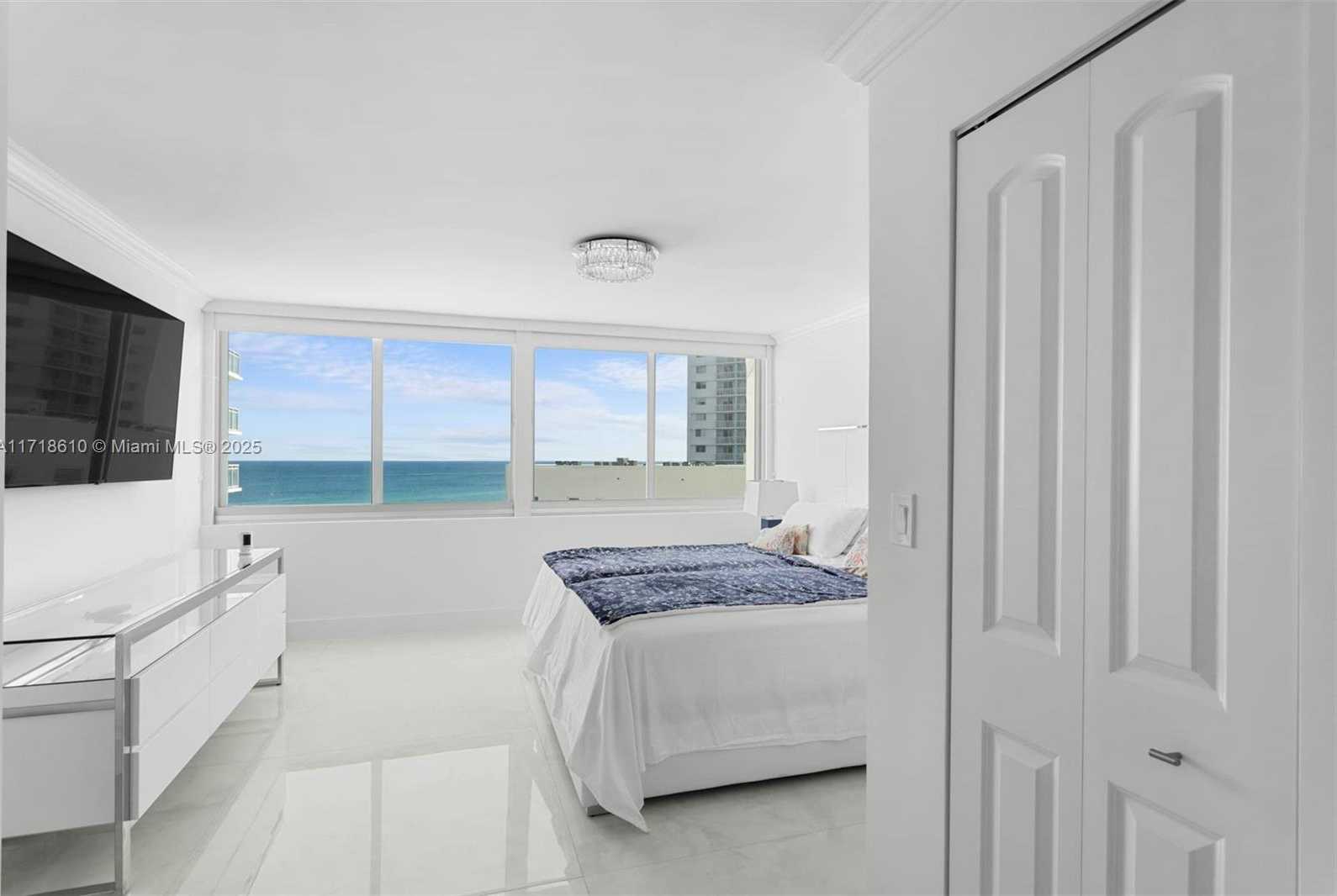 Small Image of 7135 COLLINS AVE #624, Miami Beach Number 15