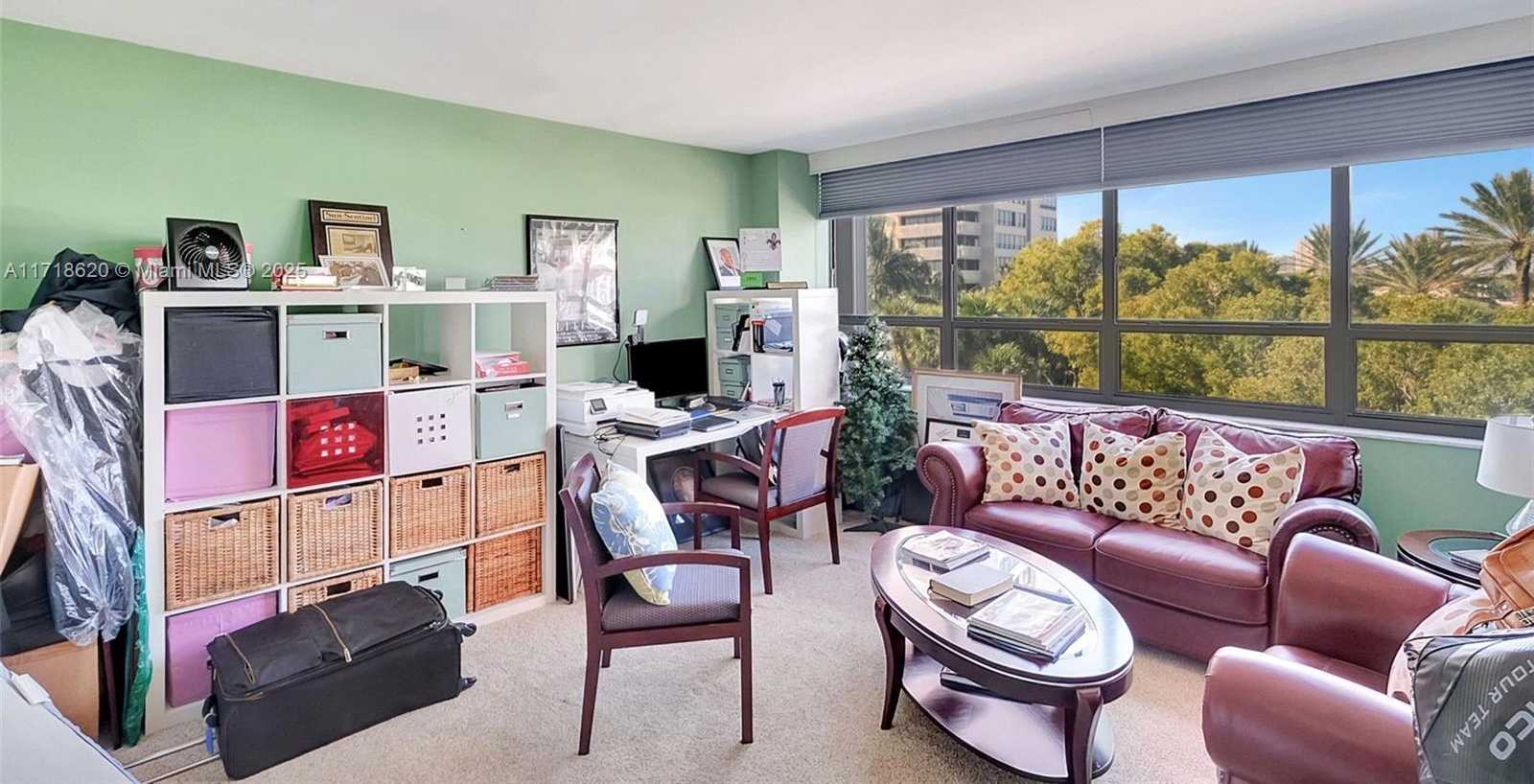 Small Image of 3 GROVE ISLE DR #C308, Miami Number 7