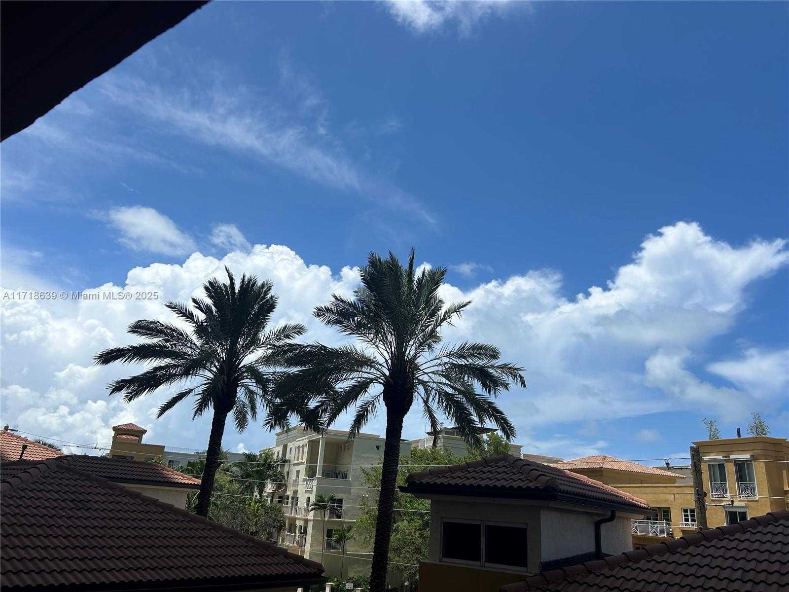 Small Image of 90 ALTON RD #303, Miami Beach Number 14