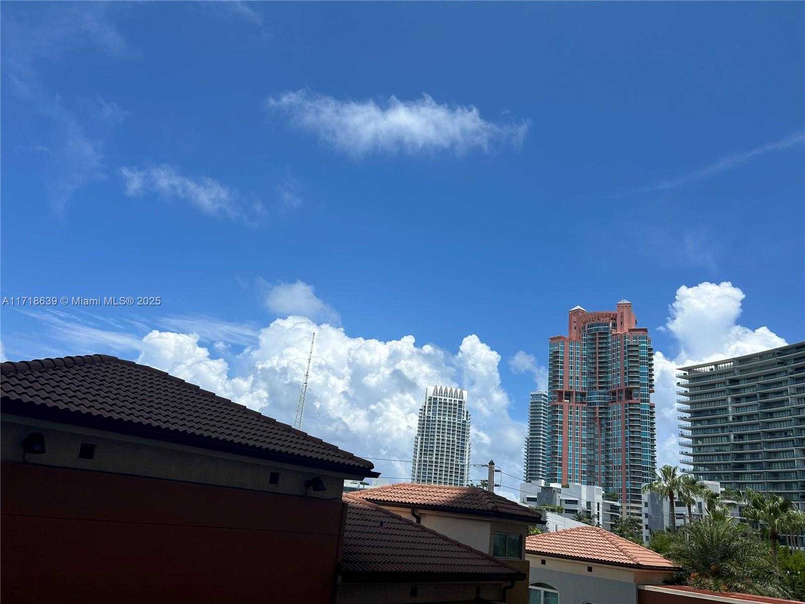 Small Image of 90 ALTON RD #303, Miami Beach Number 15