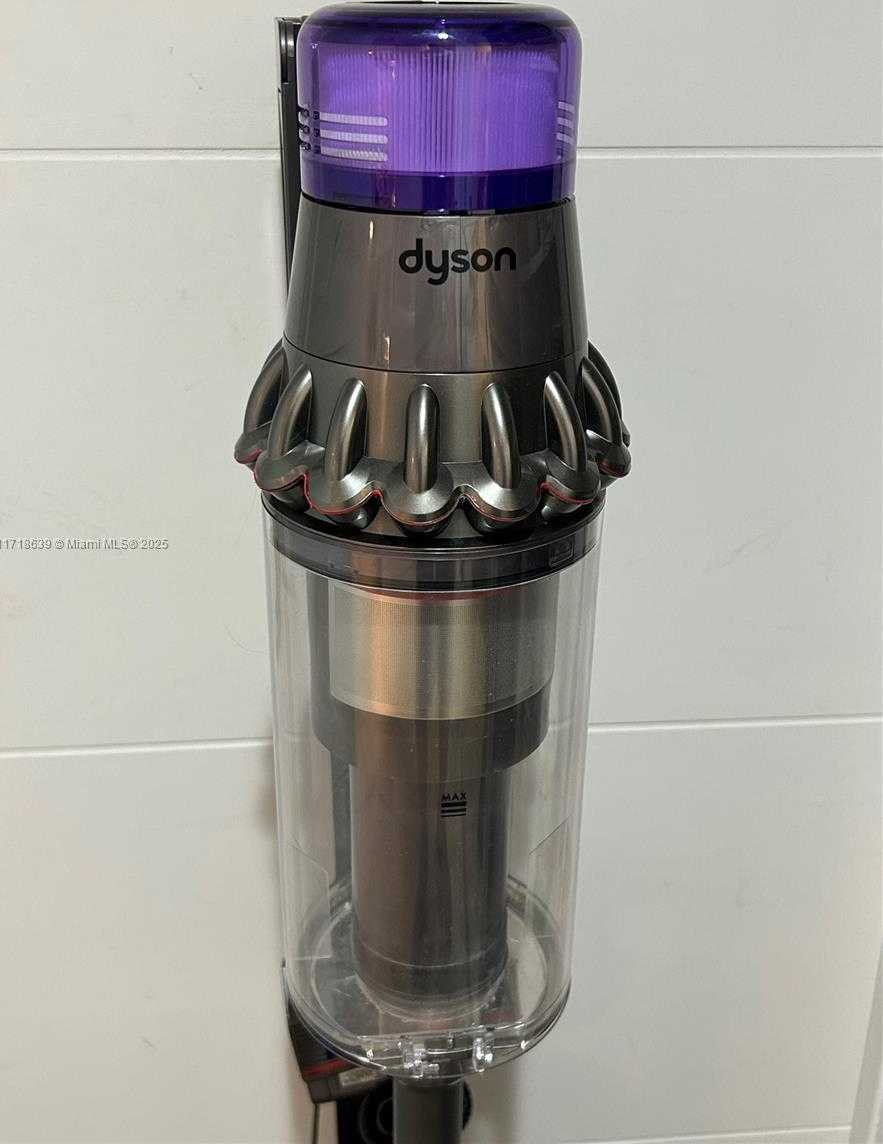 Small Image of 90 ALTON RD #303, Miami Beach Number 6