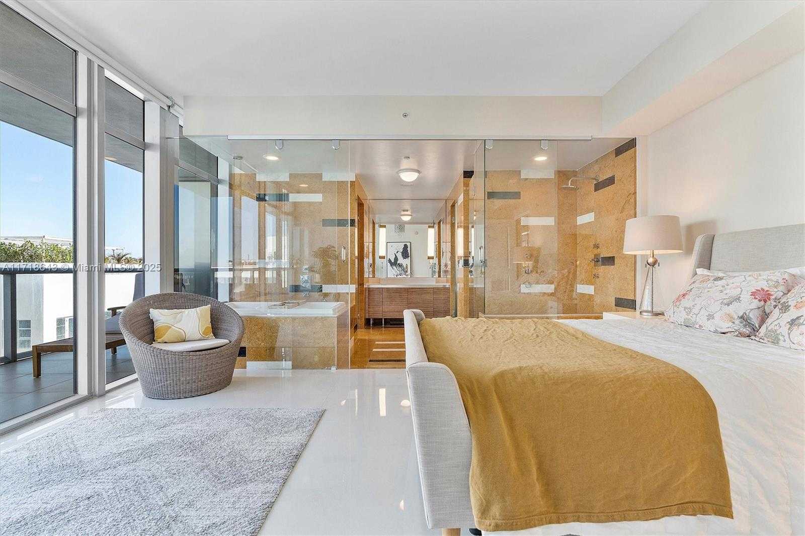 Small Image of 3737 COLLINS AVE #S-804, Miami Beach Number 19