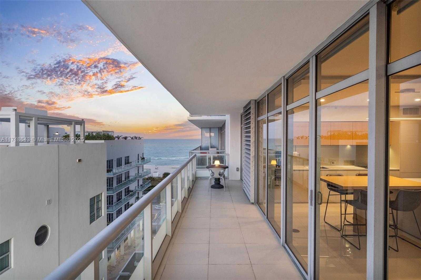 Small Image of 3737 COLLINS AVE #S-804, Miami Beach Number 32
