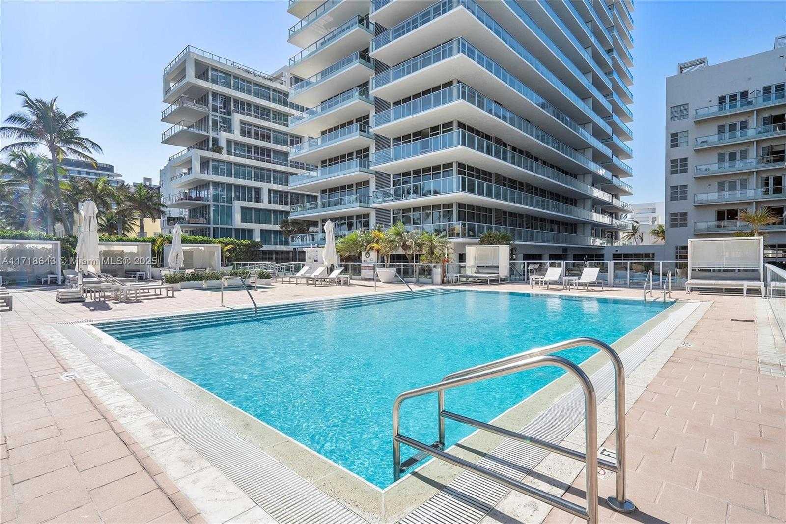 Small Image of 3737 COLLINS AVE #S-804, Miami Beach Number 42