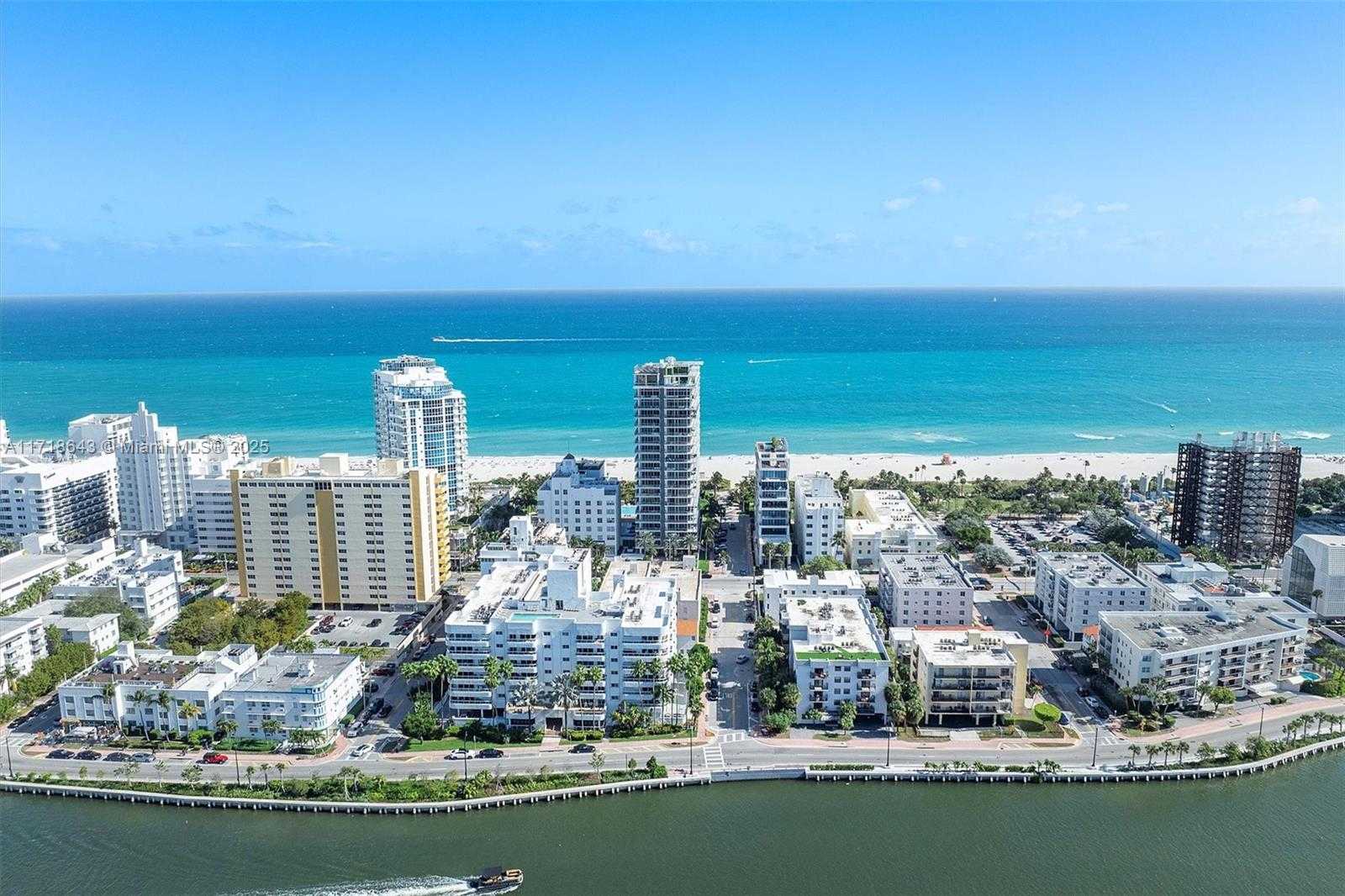 Small Image of 3737 COLLINS AVE #S-804, Miami Beach Number 55