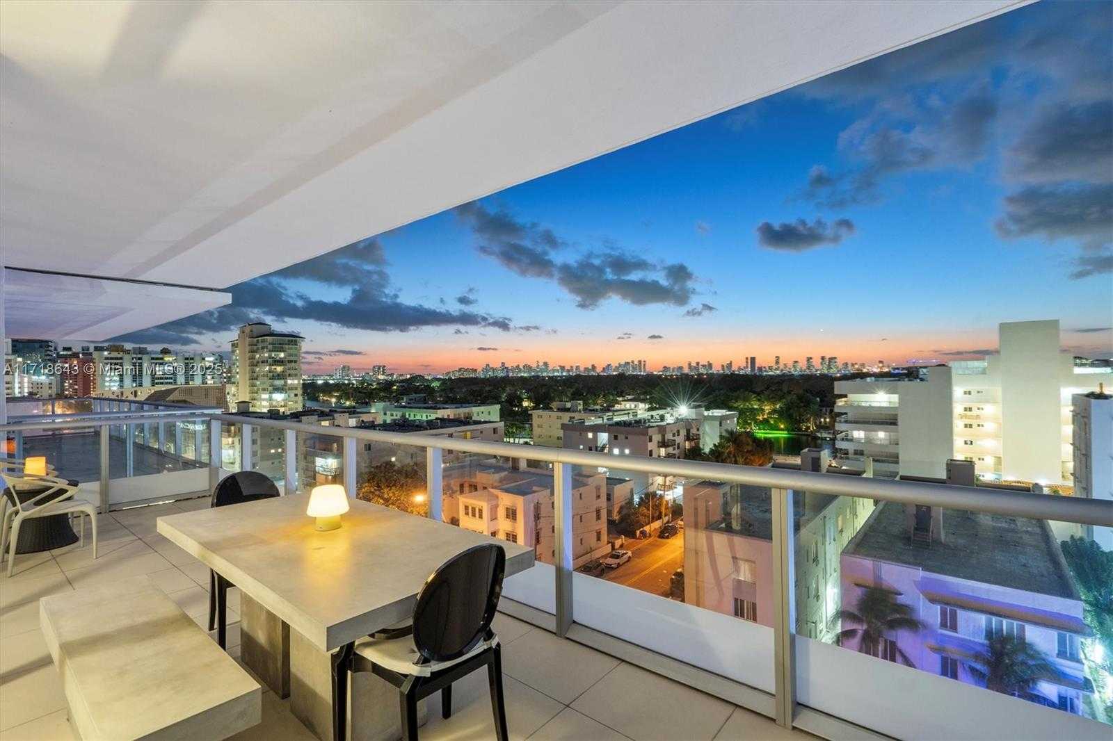 Small Image of 3737 COLLINS AVE #S-804, Miami Beach Number 7
