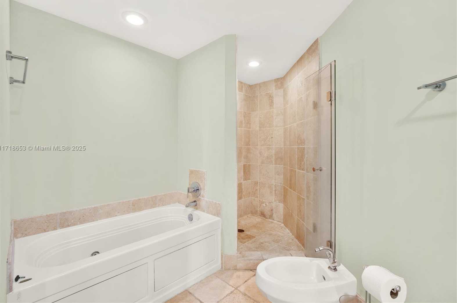 Small Image of 18201 COLLINS AVE #801A, Sunny Isles Beach Number 19