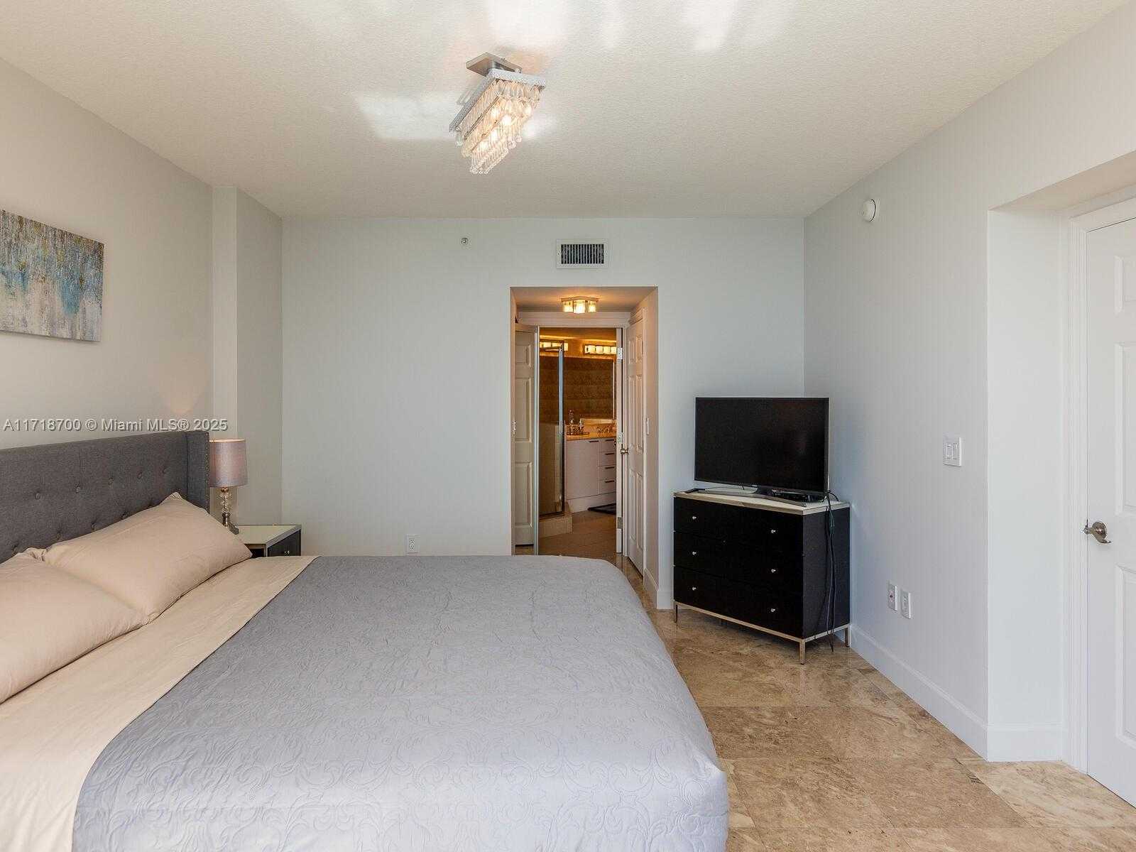 Small Image of 16699 COLLINS AVE #2701, Sunny Isles Beach Number 14