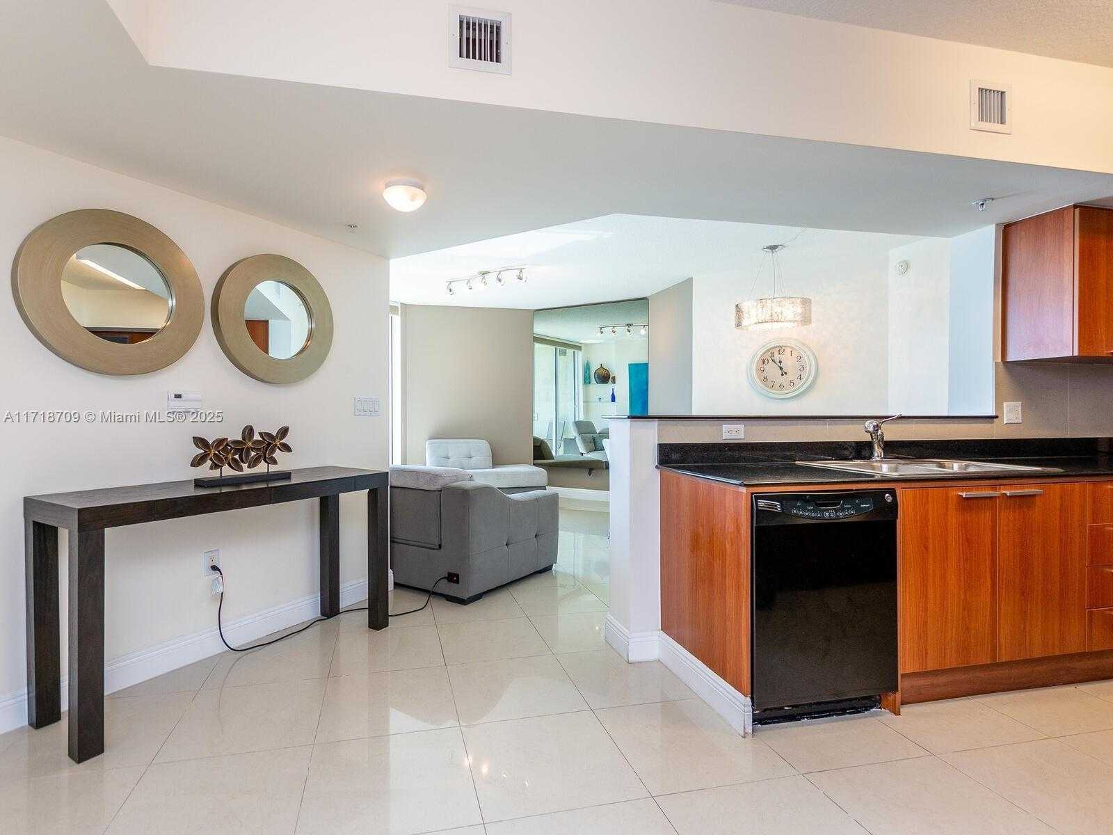 Small Image of 16699 COLLINS AVE #1709, Sunny Isles Beach Number 13