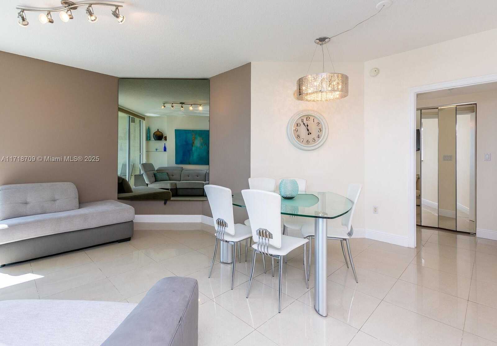 Small Image of 16699 COLLINS AVE #1709, Sunny Isles Beach Number 5