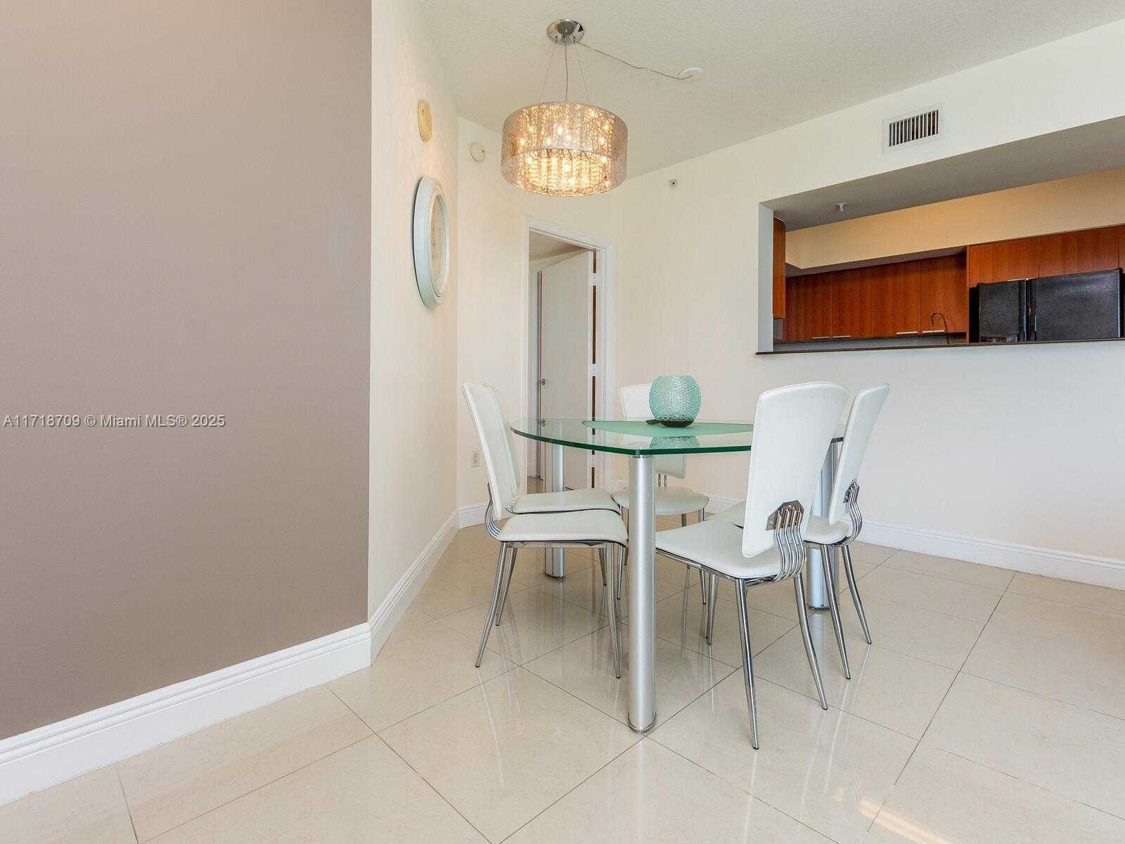 Small Image of 16699 COLLINS AVE #1709, Sunny Isles Beach Number 6