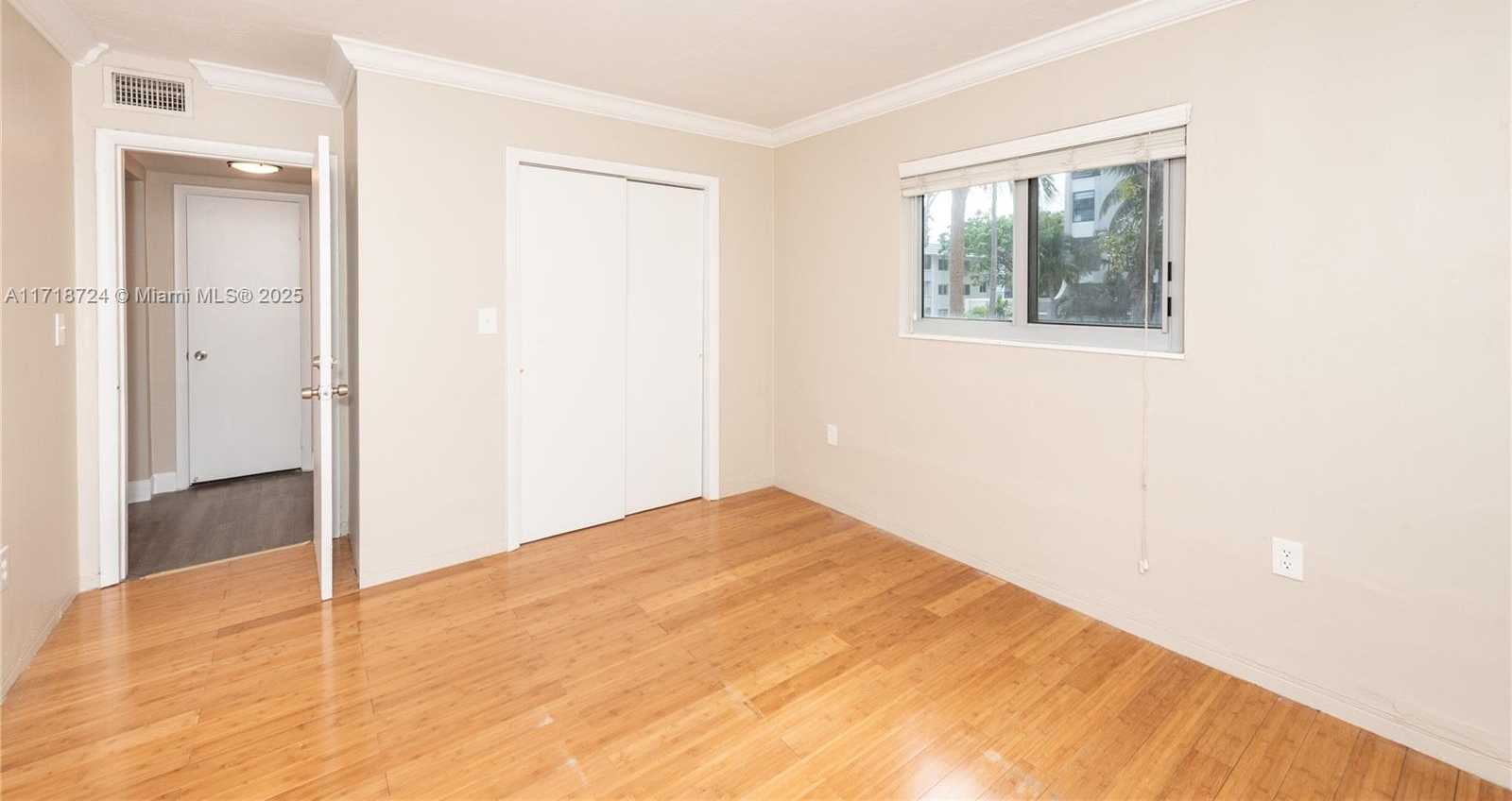 Small Image of 201 GALEN DR #201, Key Biscayne Number 17