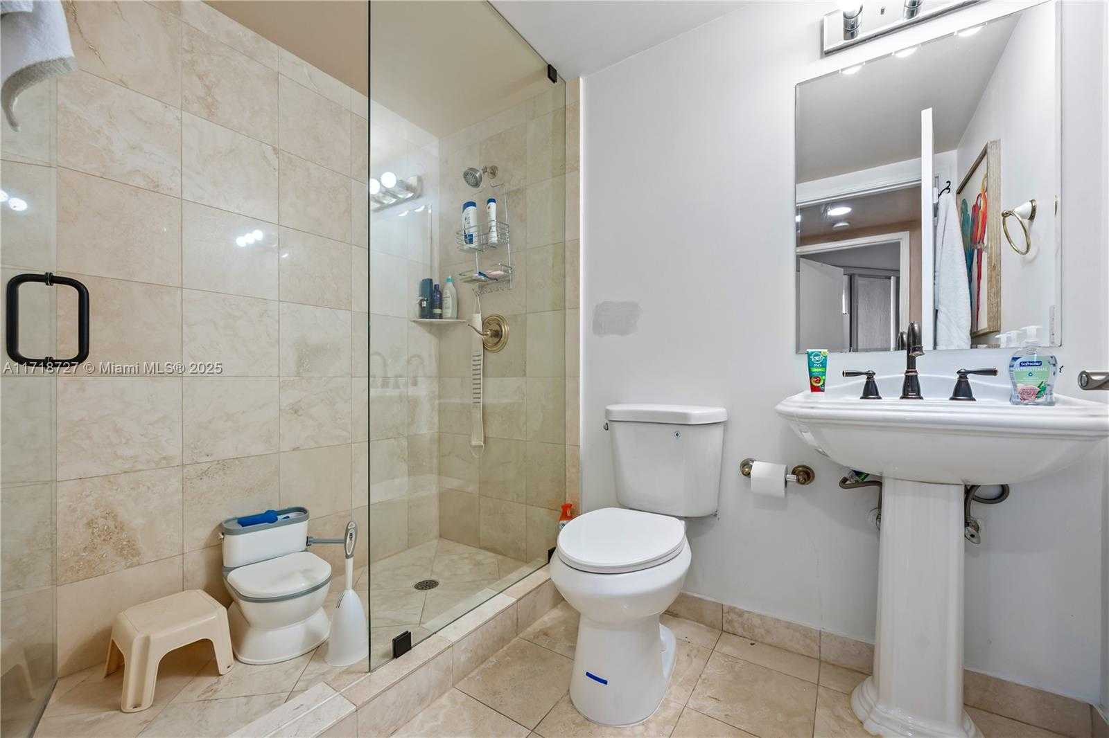 Small Image of 17555 COLLINS AVE #707, Sunny Isles Beach Number 17