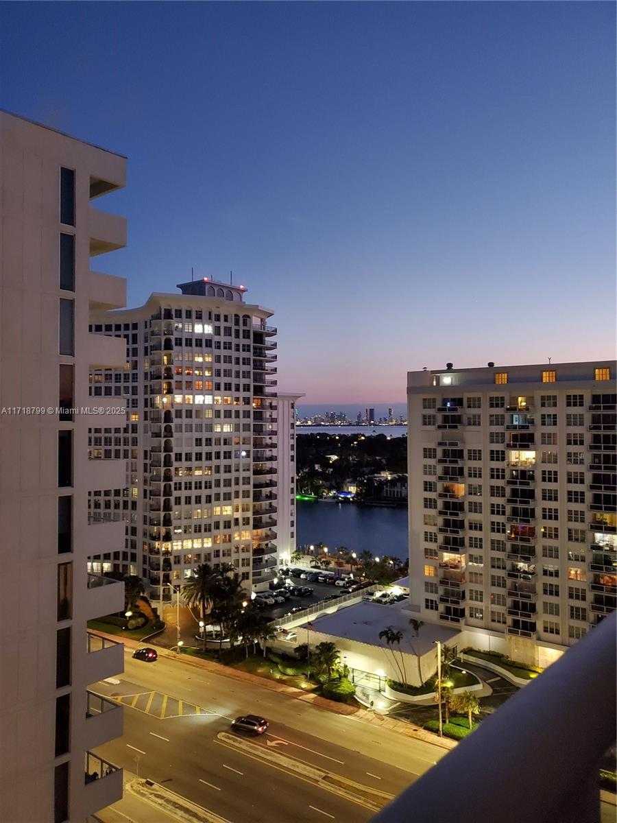Small Image of 5757 COLLINS AVE #1604, Miami Beach Number 38