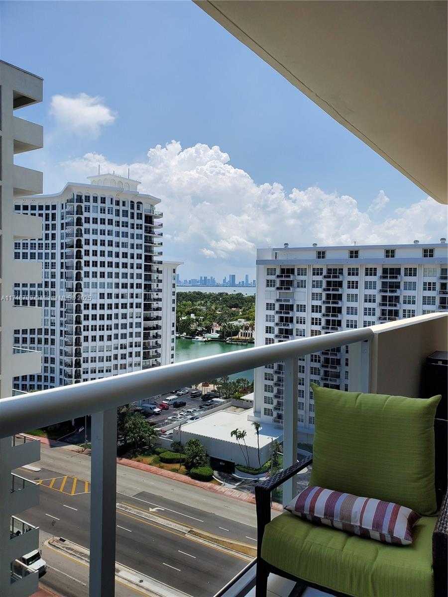 Small Image of 5757 COLLINS AVE #1604, Miami Beach Number 42