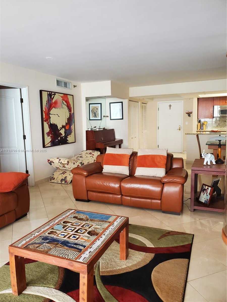 Small Image of 5757 COLLINS AVE #1604, Miami Beach Number 43