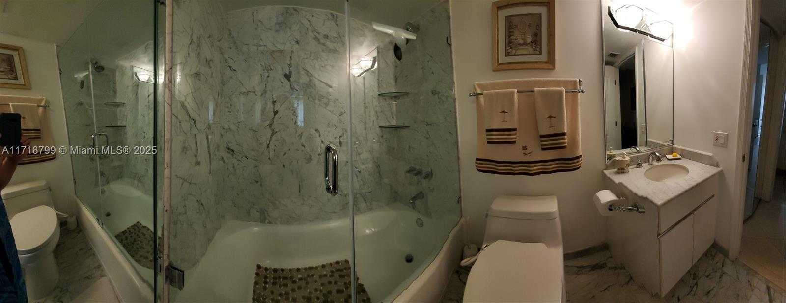 Small Image of 5757 COLLINS AVE #1604, Miami Beach Number 56
