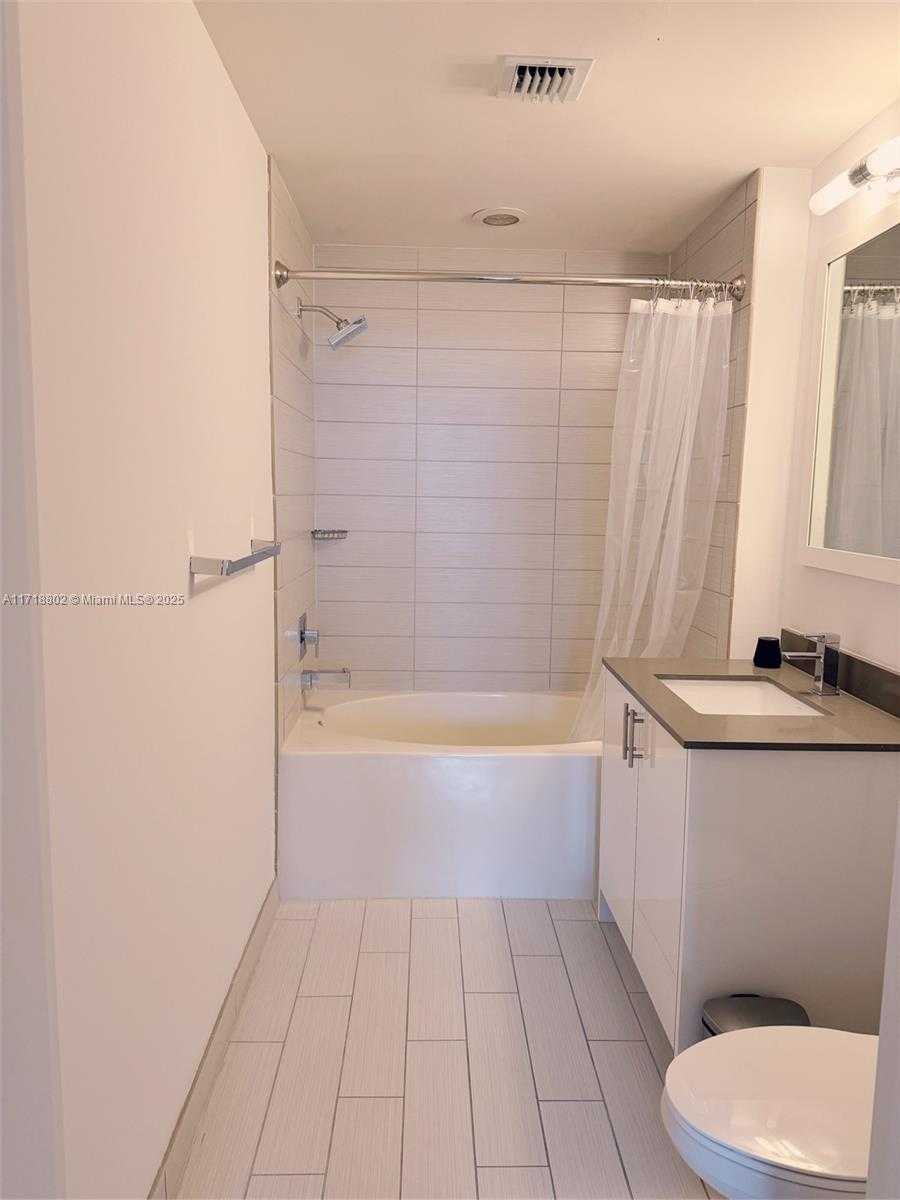 Small Image of 999 SOUTH WEST 1ST AVE #2611, Miami Number 10